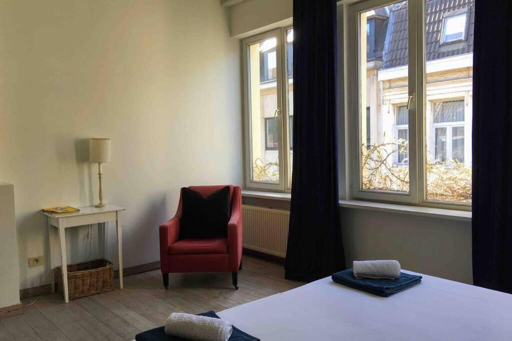 Spacious Duplex + Terrace In Ghent. Top Location! Apartman Kültér fotó